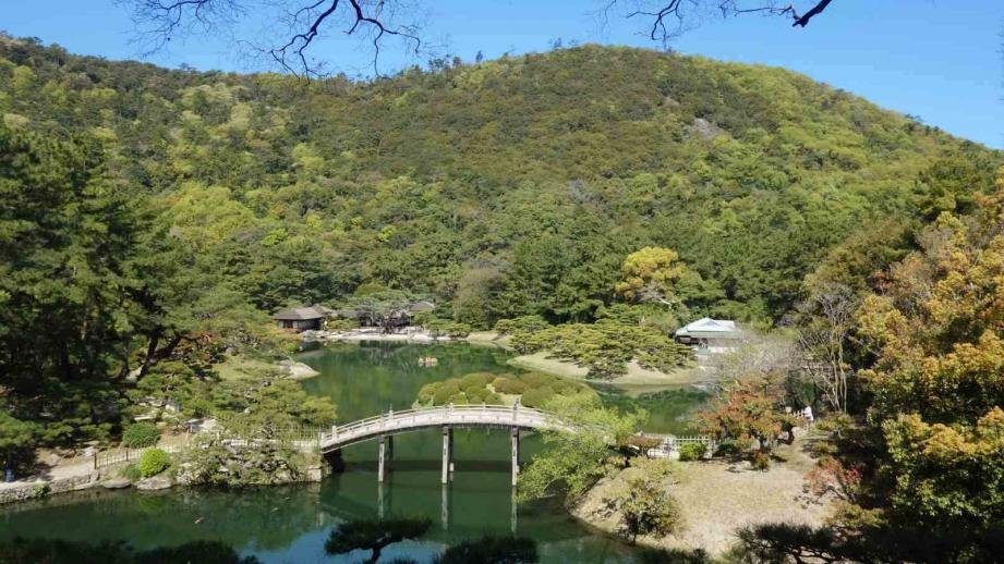 🌳 리쓰린 공원 이미지 1